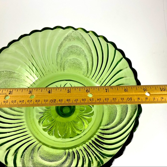 Vintage Brockway Glassware Nouveau Pedestal Bowl Green Salad Serving Bowl - Picture 7 of 7